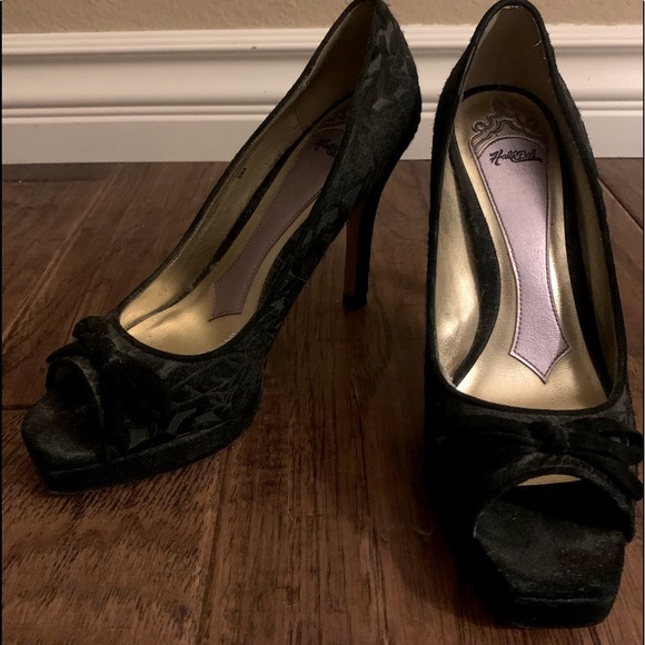 Peep Toe Heels - Picture 2 of 16